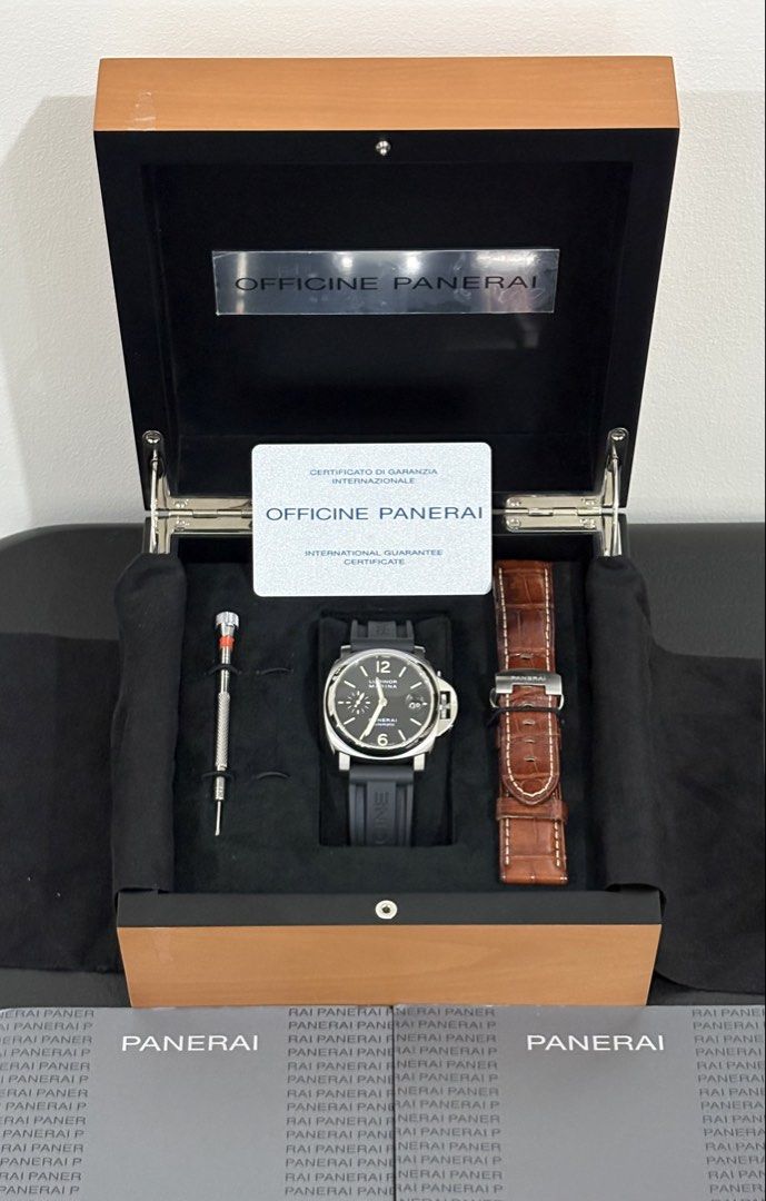 2015 Panerai PAM048 40mm - Full set (Category: Luxury Watches) located in Mandaluyong City. Submitted by brian.1988 (Listing ID 1470578491, Image 2). Description: 2015 Panerai PAM048 - Full set - 40mm (perfect for both men & women) - 9.5/10 excellent condition - Comes with a brand new Panerai click release black rubber strap.