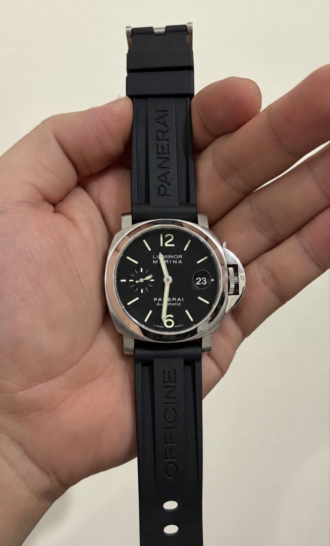 2015 Panerai PAM048 40mm - Full set (Category: Luxury Watches) located in Mandaluyong City. Submitted by brian.1988 (Listing ID 1470578491, Image 3). Description: 2015 Panerai PAM048 - Full set - 40mm (perfect for both men & women) - 9.5/10 excellent condition - Comes with a brand new Panerai click release black rubber strap.
