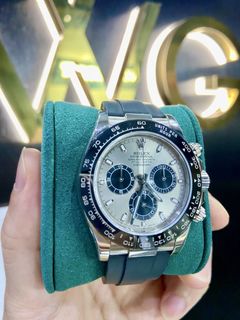 (Category: ) located in . Submitted by watchgen (Listing ID 1470680273, Image 1). Description: .