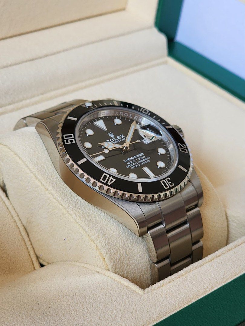 2021 Rolex Submariner 126610LN (Category: Luxury Watches) located in Pasig City. Submitted by inverted6_ph (Listing ID 1470566500, Image 3). Description: 2021 Rolex Submariner 126610LN 41mm size 9/10 condition with full PPF Comes complete with inner and outer box, NFC warranty card, booklets and tag Asking 798,000php 📍Viewings can be done on our shop located at the Grove by Rockwell, Pasig 📲IG: Invertedsix DM for further inquiries 👍.