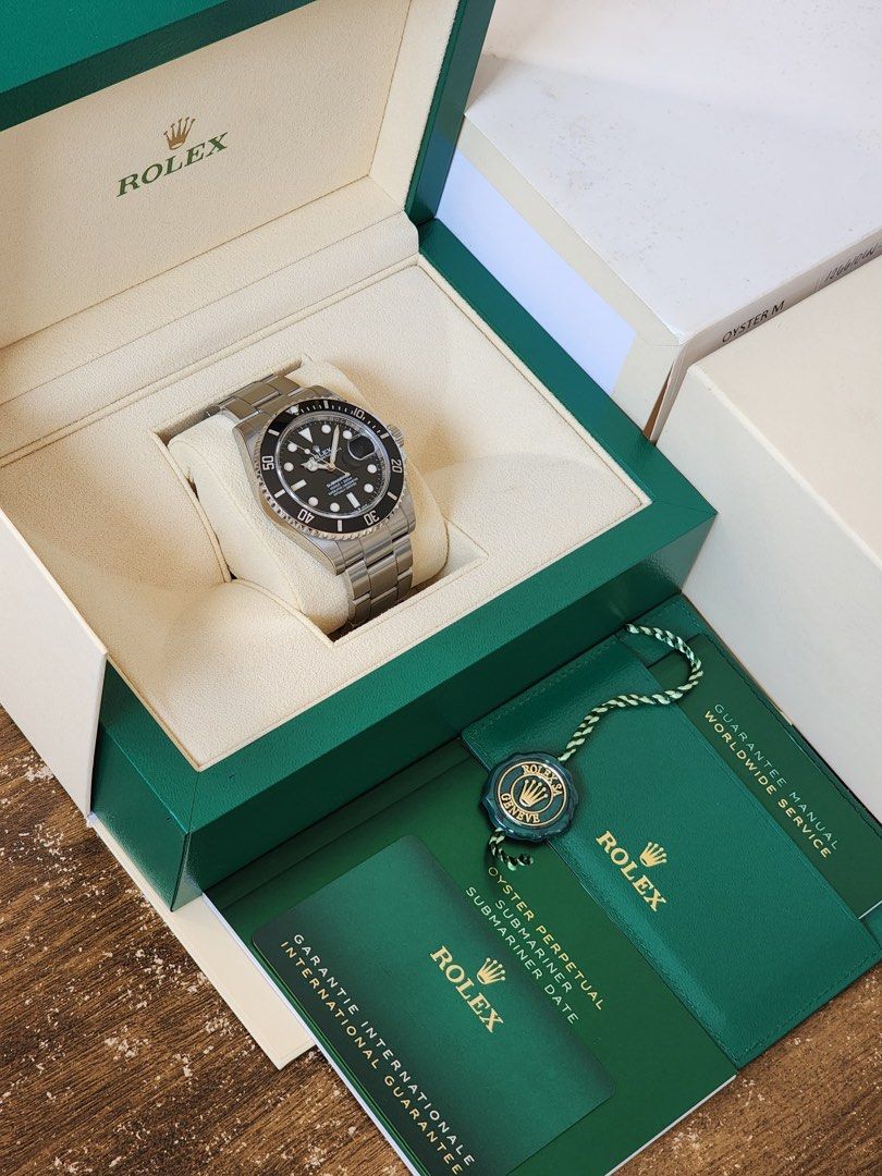 2021 Rolex Submariner 126610LN (Category: Luxury Watches) located in Pasig City. Submitted by inverted6_ph (Listing ID 1470566500, Image 2). Description: 2021 Rolex Submariner 126610LN 41mm size 9/10 condition with full PPF Comes complete with inner and outer box, NFC warranty card, booklets and tag Asking 798,000php 📍Viewings can be done on our shop located at the Grove by Rockwell, Pasig 📲IG: Invertedsix DM for further inquiries 👍.