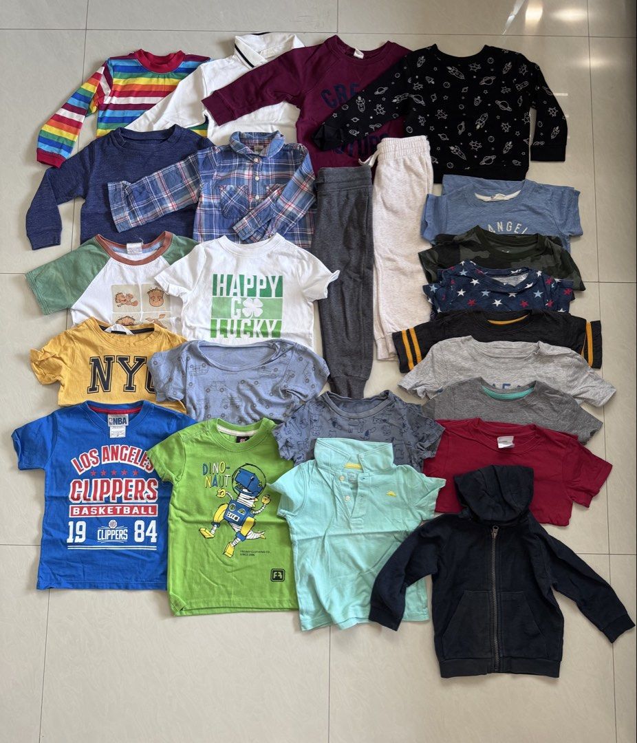 24pcs Mixed Clothes for boys 1-3 years old (Category: Babies & Kids Fashion) located in Paranaque City. Submitted by happymommy2828 (Listing ID 1470572196, Image 2). Description: SALE! SALE! 🍭All must go🍭 Mixed clothes for boys 1-3 years old -Used once or twice only -All personal pre-loved -All branded H&M, OshKosh, Gap, Carter’s, NBA -Pants, Tshirts, Polo, Sweater, Hoodie.