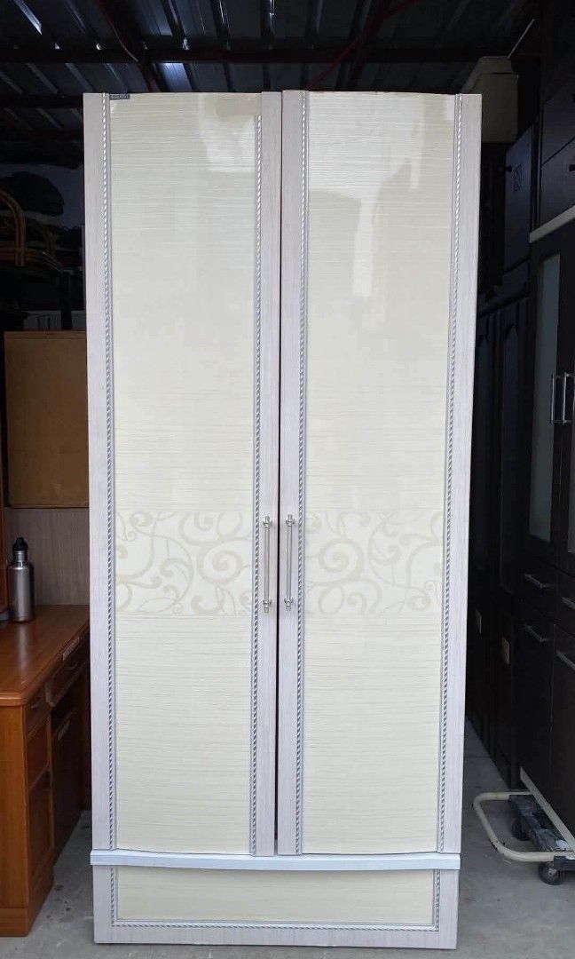 2 Door Wardrobe Closet Cabinet with Bottom Drawer (Category: Shelves, Cabinets & Racks) located in Quezon City. Submitted by dannikkishoppe2 (Listing ID 1470650585, Image 2). Description: 2 Door Wardrobe Closet Cabinet with Bottom Drawer‼️₱8500‼️ L36 W25 H82 inches *adjustable shelves Please manage your expectations as there might be minimal flaws. Color may vary due to lighting, it may appear darker or lighter in person. Check photos first befor