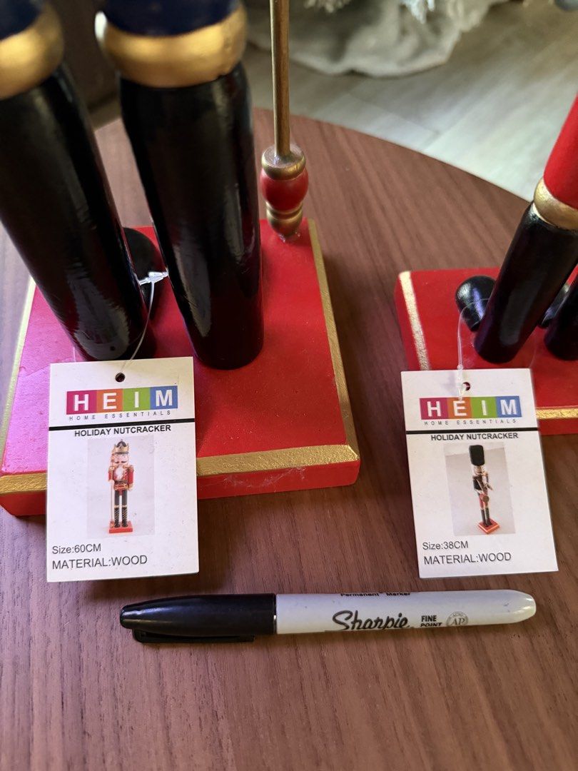 2pcs Holiday Wooden Nutcrackers Set (60CM & 38CM) (Category: Figurines & Statues) located in Manila. Submitted by maiserdaz (Listing ID 1470742419, Image 3). Description: PLEASE READ BEFORE SENDING OFFER -No lowballer. Price posted is already low. -24hours reservation only. -Please no joy reserver. RFS: Decluttering MOP: BDO BPI Gcash Shipping via lalamove - pin loc near SM Valenzuela - Brand: Heim Home Essentials - Condition: Brand new with orig