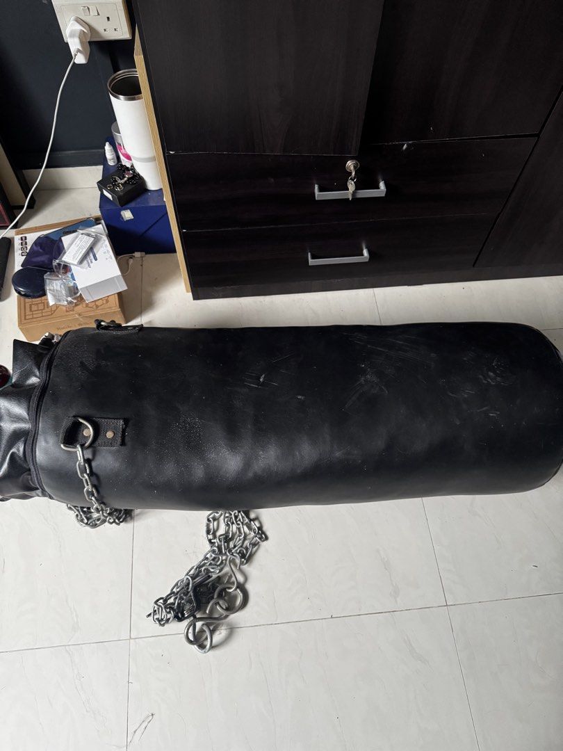 30 Kilo MMA punching bag, Sports Equipment, Exercise & Fitness, Cardio ...