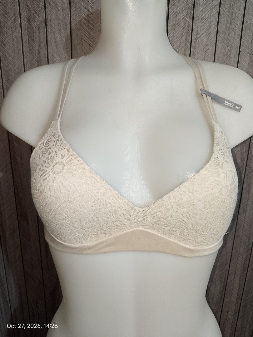 34b Aerie bra nonwire padded (Category: Undergarments & Loungewear) located in Manila. Submitted by truecrystal-1407 (Listing ID 1470617033, Image 1). Description: .
