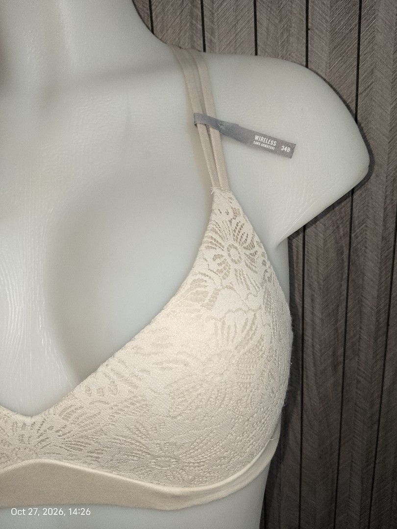 34b Aerie bra nonwire padded (Category: Undergarments & Loungewear) located in Manila. Submitted by truecrystal-1407 (Listing ID 1470617033, Image 2). Description: .