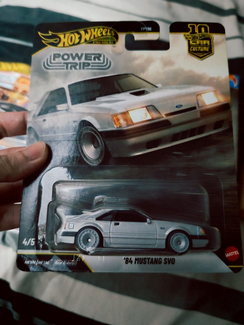 3 Premiums & 5 Pack Hot Wheels (Category: Kids Toys) located in Carmona. Submitted by khmmnhn (Listing ID 1470708699, Image 2). Description: Bawal sa maselan As is 📍Terraverde Residences.