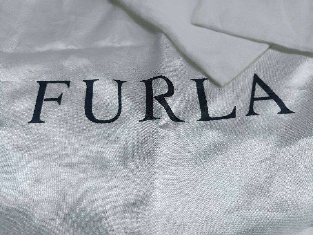 3 set Furla Dust Bags (Category: Other Accessories) located in Davao. Submitted by lotispreloved (Listing ID 1470716322, Image 2). Description: .