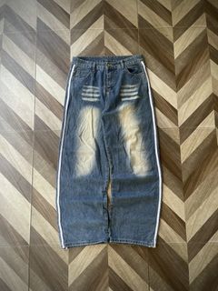 (Category: ) located in . Submitted by thrift.wrld (Listing ID 1470652615, Image 1). Description: .