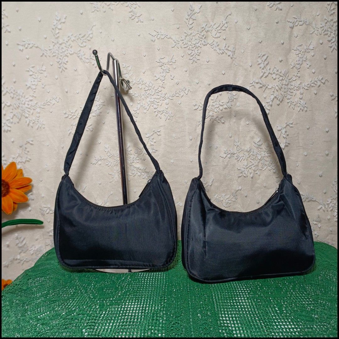 3CE Kili Bags (Category: Shoulder Bags) located in Baguio. Submitted by castiel.25 (Listing ID 1470620978, Image 2). Description: ✅ 3OO for Both ▪️Ukay Source ▪️Like New Condition.