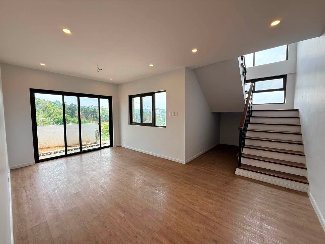 (Category: ) located in . Submitted by raincomito (Listing ID 1470719127, Image 1). Description: .