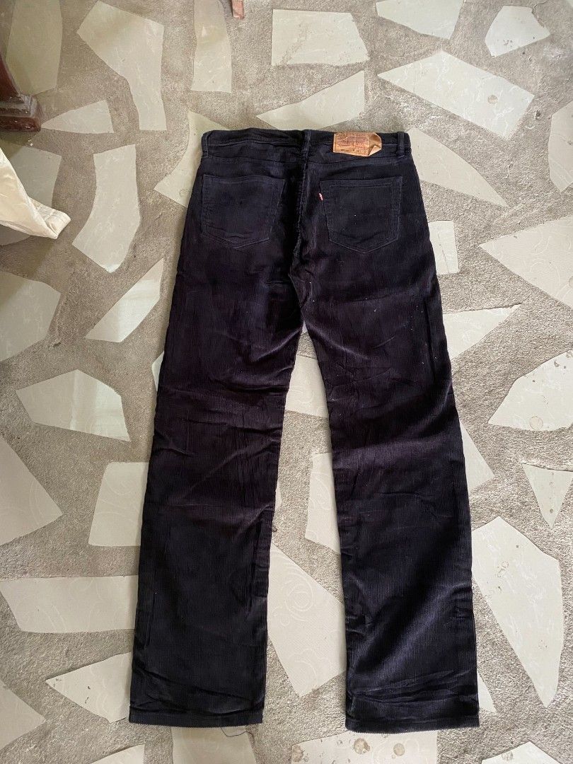 501 curdoroy pants black (Category: Jeans) located in Borongan. Submitted by thrift-real2.0 (Listing ID 1470569494, Image 1). Description: 501 curdoroy pants black excellent condition waist: 33 length: 44 color rate:9.5/10 no issue 650 plus sf.