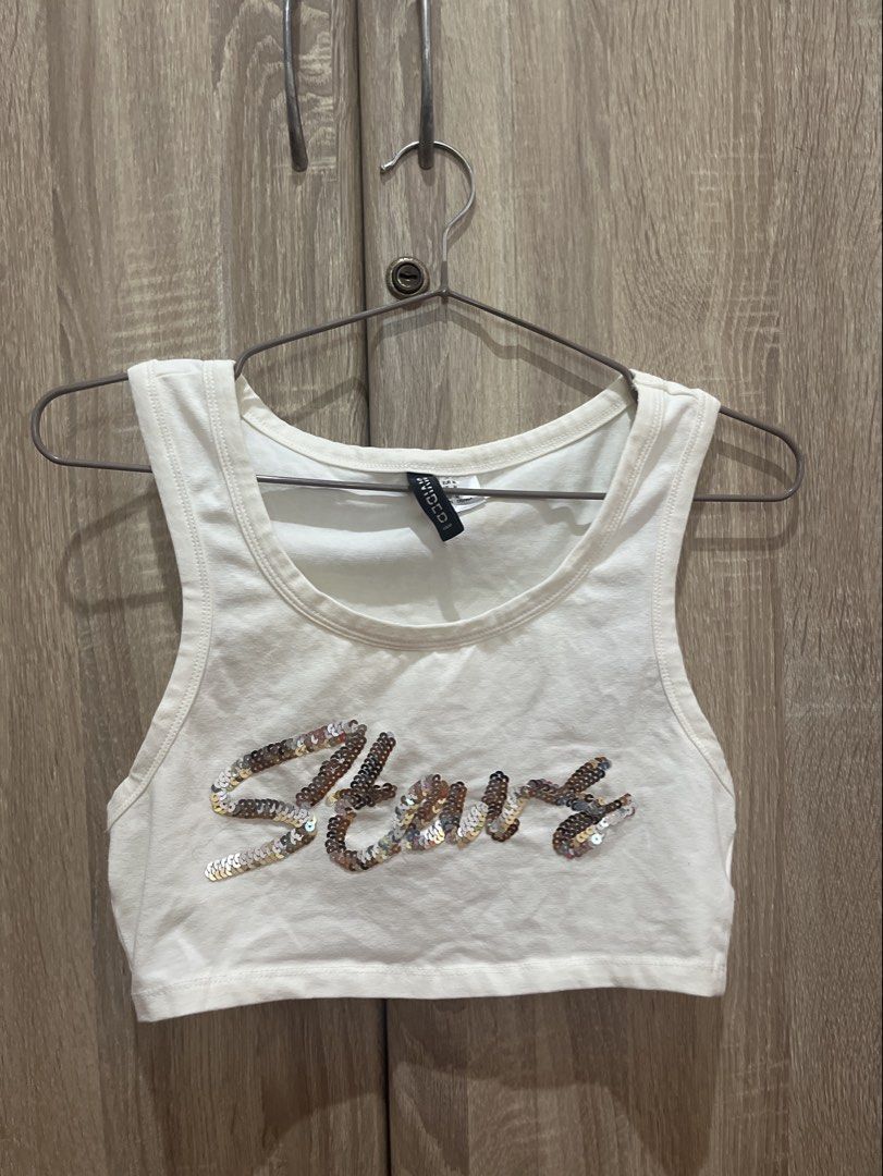 50 pesos only (MEDIUM) (Category: Others Tops) located in Cauayan City . Submitted by declutterdarling (Listing ID 1470466014, Image 1). Description: Size: M.