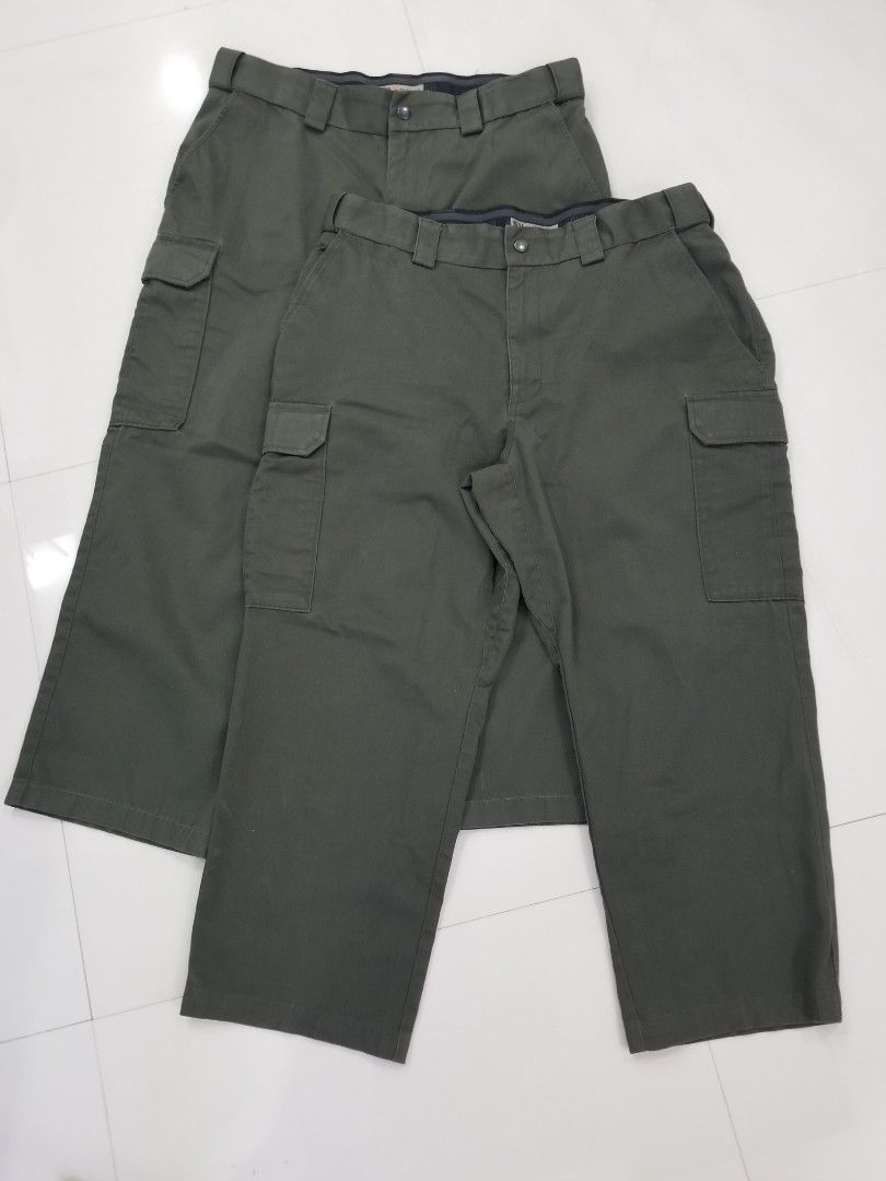 5.11 Tactical Cargo Pants Green Olive (Category: Trousers) located in Malolos. Submitted by picknworthy420 (Listing ID 1470600472, Image 2). Description: 511 tactical series pants both size 38 on tag same model length: 37 yung isa 36 yung isa excellent condition Altered lang issue. Best fit 5'6 height below Solid payan 800 + SF FOR BOTH📦.