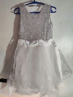 (Category: ) located in . Submitted by closetbykimkirsten (Listing ID 1470635176, Image 1). Description: .