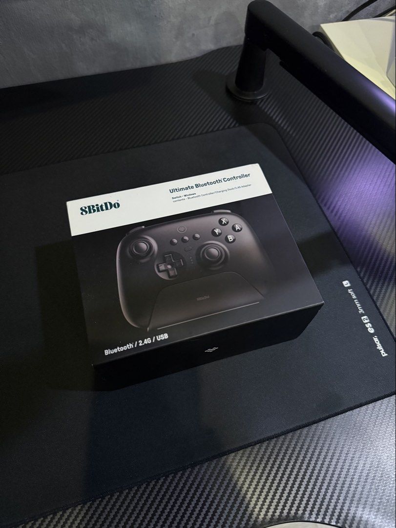 8bitdo ultimate bluetooth wireless controller black (Category: Controllers) located in Sungai Udang. Submitted by ahmadfahmiee (Listing ID 1470743056, Image 1). Description: Basically new. Tried it once, then went back to PS. Full set with original box and all accessories. Meet up around melaka .