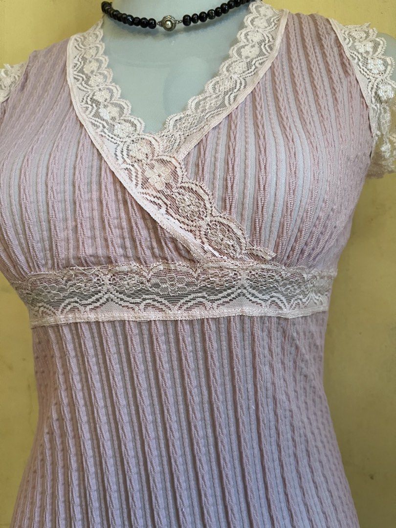 ✨ Pink Lace Trim Ribbed Knit Cami✨ (Category: Others Tops) located in Lupon. Submitted by weilclstle (Listing ID 1470652107, Image 2). Description: Seller’s Reminder °~ payment first °~ manage your expectations as these clothes are thrifted °~ shipping fee will be shoulder by the buyer °~ issues will be stated if there’s any °~ wash before wearing ~ can request a video of the item ~ 🎀 Mode of Payment : Gcash ✮⋆˙ 🎀 Mode of Delivery : Jnt ✮⋆˙.