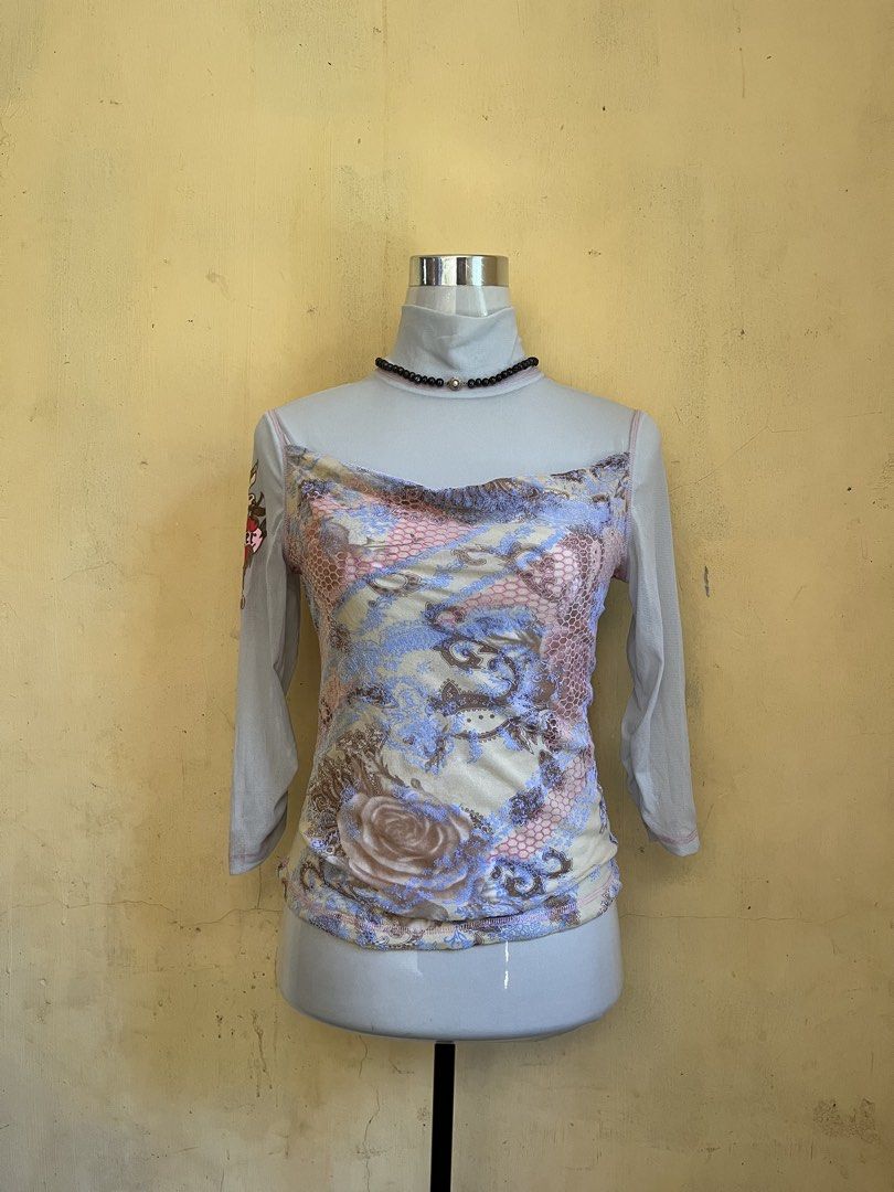 ✨ Y2K / 2000s Vintage mesh top✨ (Category: Others Tops) located in Lupon. Submitted by weilclstle (Listing ID 1470652804, Image 1). Description: (has minimal flaws, which is a stain that is not so visible) Seller’s Reminder °~ payment first °~ manage your expectations as these clothes are thrifted °~ shipping fee will be shoulder by the buyer °~ issues will be stated if there’s any °~ wash before wearing ~ can request a video of the item ~ 🎀 Mod