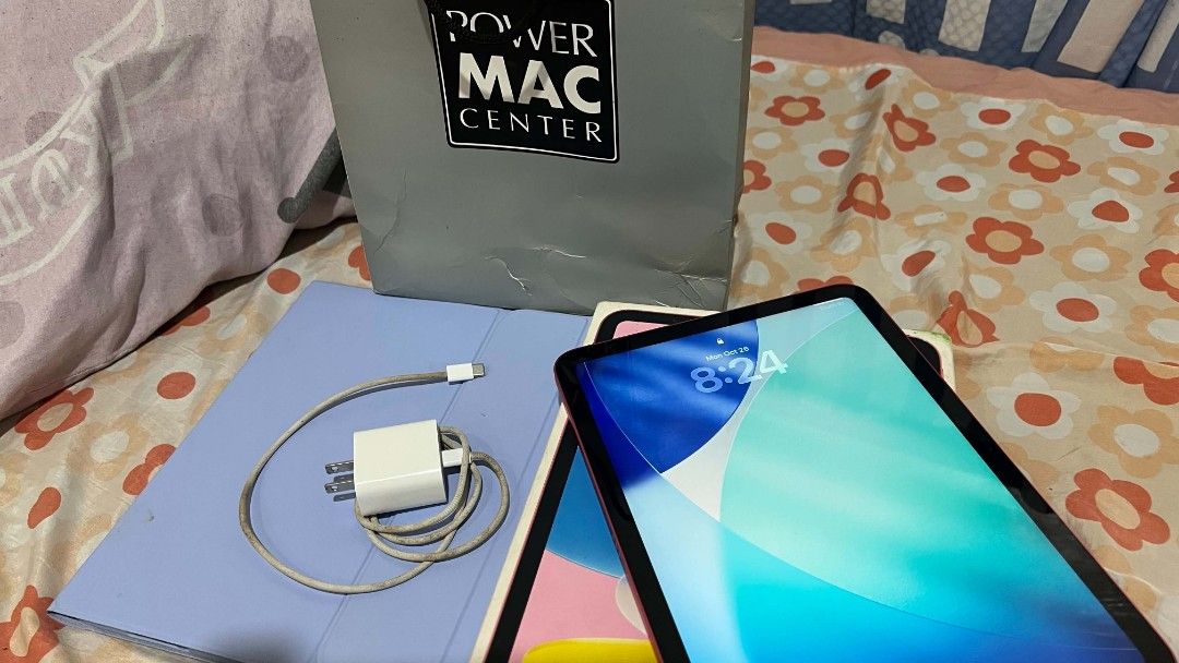 A16 Ipad 11 gen wifi only (Category: iPad) located in Balagtas. Submitted by jessicalazaro (Listing ID 1470571068, Image 2). Description: APPLE iPAD 11TH GEN (A16 11TH GEN) 128GB PINK (Wi-Fi) 📌 HIGHLIGHTS: • OFFICIAL APPLE WARRANTY: Covered under Apple Limited Warranty until FEB 28, 2027 • EXCELLENT BATTERY HEALTH: 95% Maximum Capacity w/ low 115 Cycle Count • PURCHASED: Feb 28, 2026 (Very fresh & seldom used) • COMPLETE SET: Complete with Origi