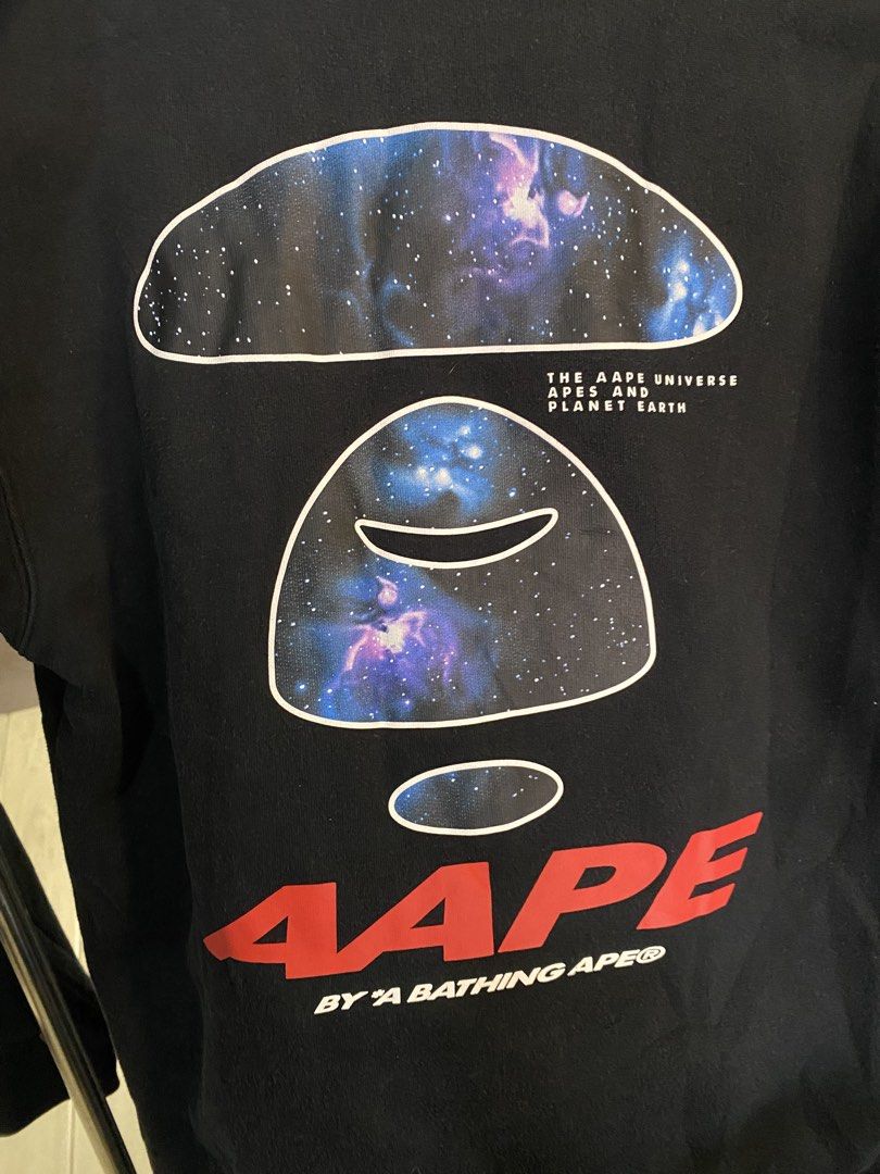 Authentic Aape Galaxy Sweatshirt (Category: Hoodies) located in San Jose. Submitted by shady.archives (Listing ID 1470727588, Image 3). Description: Large Very good 9/10 Color rate 9/10.