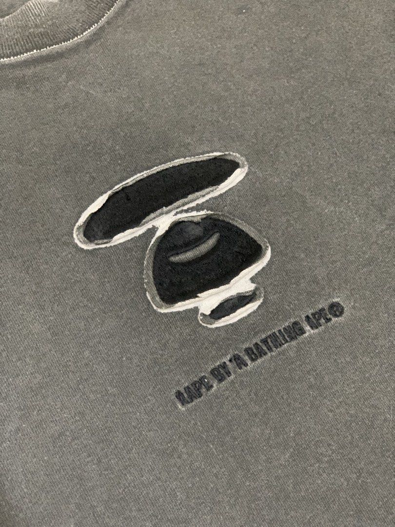 AAPE WASHED TEE (Category: Tshirts & Polo Shirts ) located in Manila. Submitted by scarlett_hope (Listing ID 1470611201, Image 3). Description: A•PE BIG SPELL OUT WASHED TEE L: 28.5 W: 22.5 Color rate: 9.9/10 Condition: Excellent Price: 📩📩📩 📍Manila.