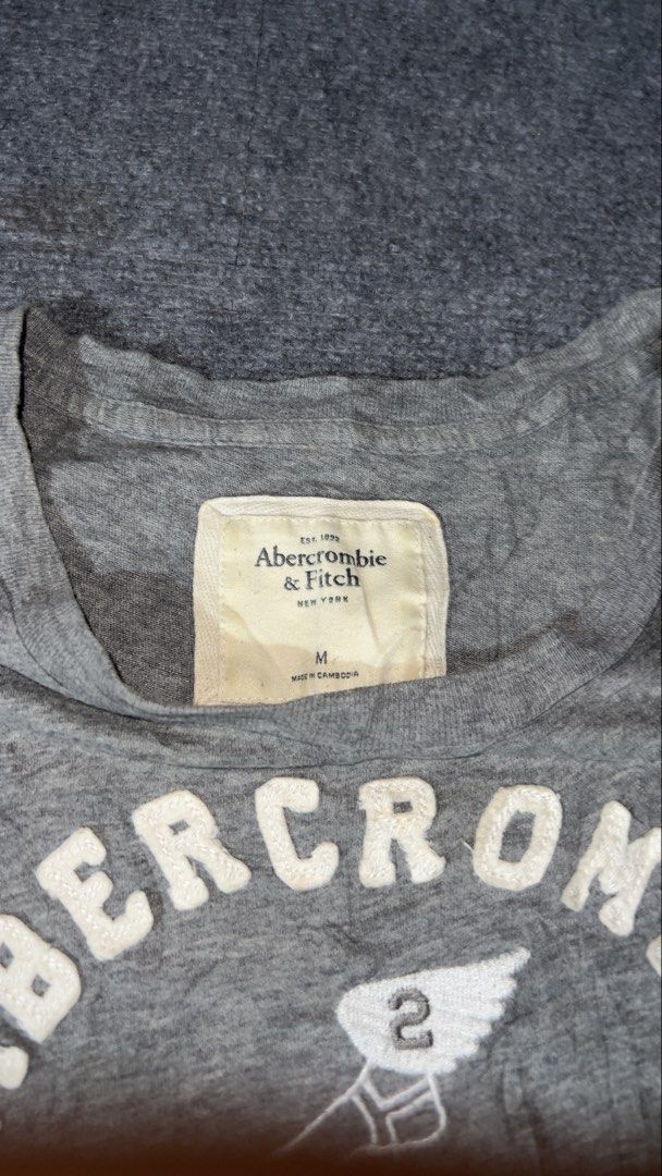Abercrombie & Fitch (Category: Blouses) located in Argao. Submitted by rapidoy2k (Listing ID 1470651938, Image 2). Description: .