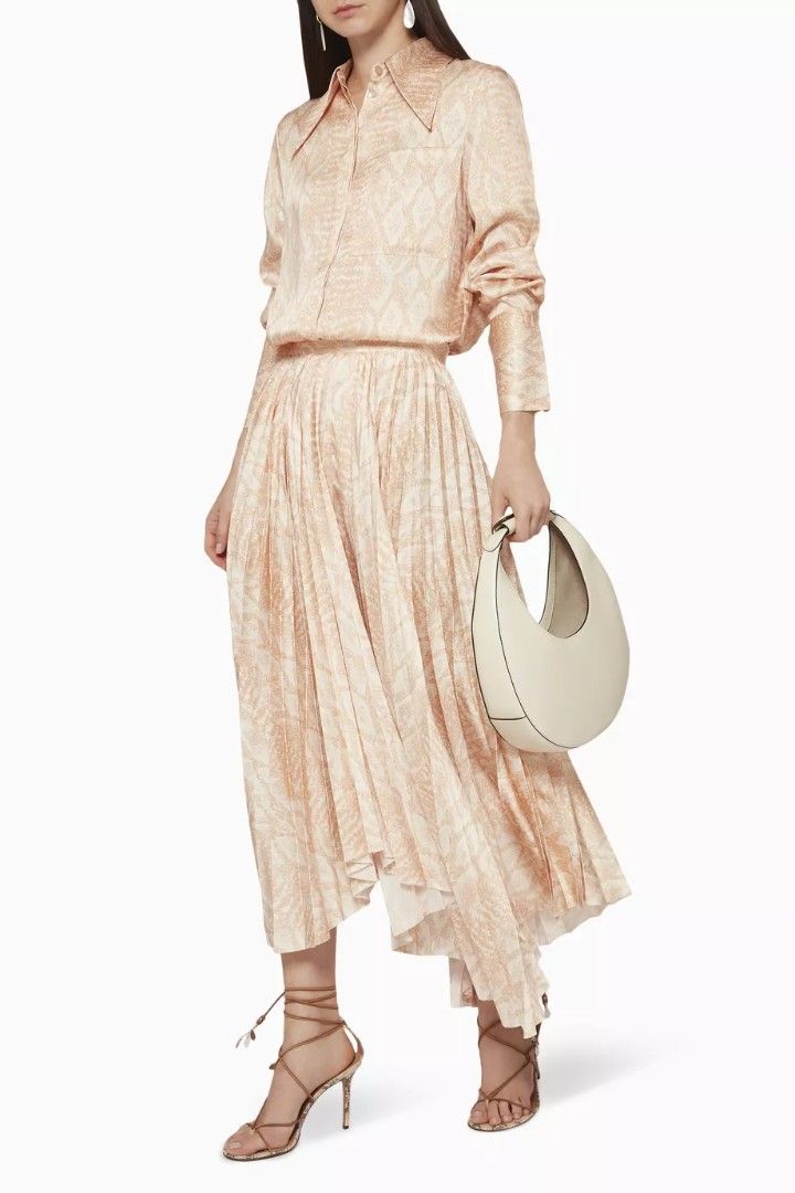Acler Hooper Pleated Asymmetrical Skirt (Category: Skirts) located in Pagudpud. Submitted by altheacee063978 (Listing ID 1470706796, Image 3). Description: m-l.