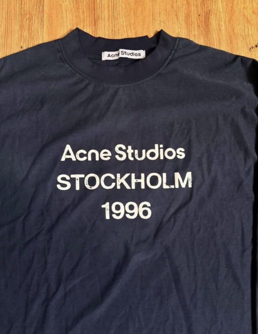 ACNE STUDIOS LONG SLEEVE (Category: Longsleeves) located in Manila. Submitted by zeahskloset (Listing ID 1470610678, Image 2). Description: .