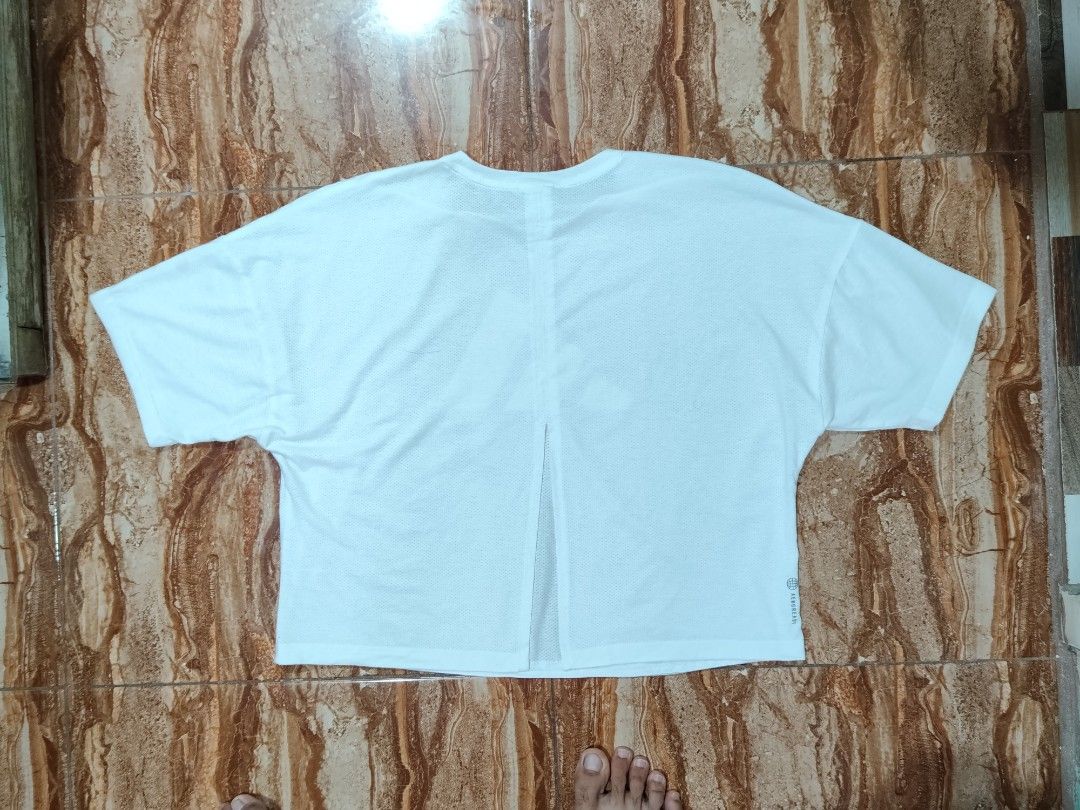 Adidas Aeroready Blouse (Category: Activewear) located in General Santos City (Dadiangas). Submitted by alfredanth42291 (Listing ID 1470611667, Image 2). Description: ADIDAS AEROREADY BLOUSE (big logo) white womens (W-22.5 L-20.5) -quickdry ✓excellent condition 250 #running #pickleball #sports #outdoor.