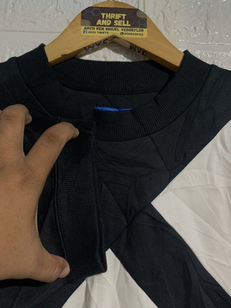 ADIDAS BIG LOGO CREWNECK TEE (Category: Tshirts & Polo Shirts ) located in Hinatuan. Submitted by zenfire-36e0 (Listing ID 1470680800, Image 3). Description: small need rewash.