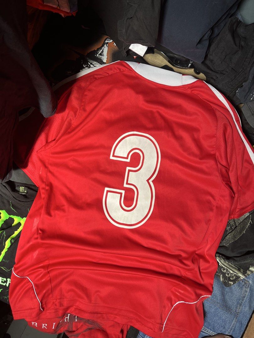 Adidas Blank jersey (Category: Tshirts & Polo Shirts ) located in Manila. Submitted by ichann.lrdzbl (Listing ID 1470671033, Image 3). Description: Color rate: 9.8/10 Fittings large Dimes: 21x28-29 Excellent condition no issue Authentic, complete tags.