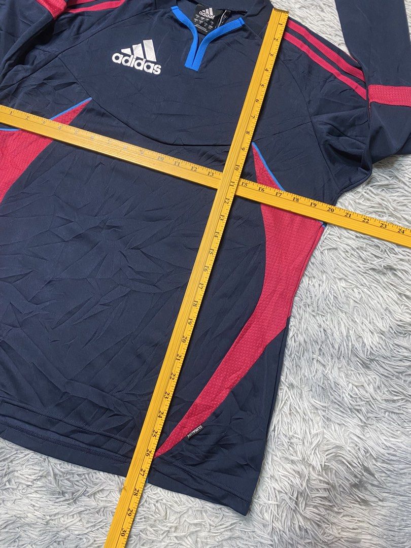 Adidas Climate Long Sleeve (Category: Tshirts & Polo Shirts ) located in Solano. Submitted by solothrifting (Listing ID 1470577038, Image 3). Description: Adidas Climate Long Sleeve Condition: 9/10 minor crack print Size on tag: S Measurements in photos.