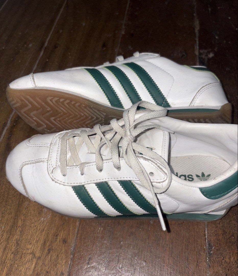 Adidas Court II (Category: Sneakers) located in Baguio. Submitted by wincentric (Listing ID 1470562624, Image 2). Description: Adidas Court II (Authentic) - rfs: not being used anymore - Size: US 6.5, UK 6, EUR 39, JPN 245 - Made in Indonesia - Signs of wear - no box V meet up baguio loc only shipping via j&t or lbc gcash mop.