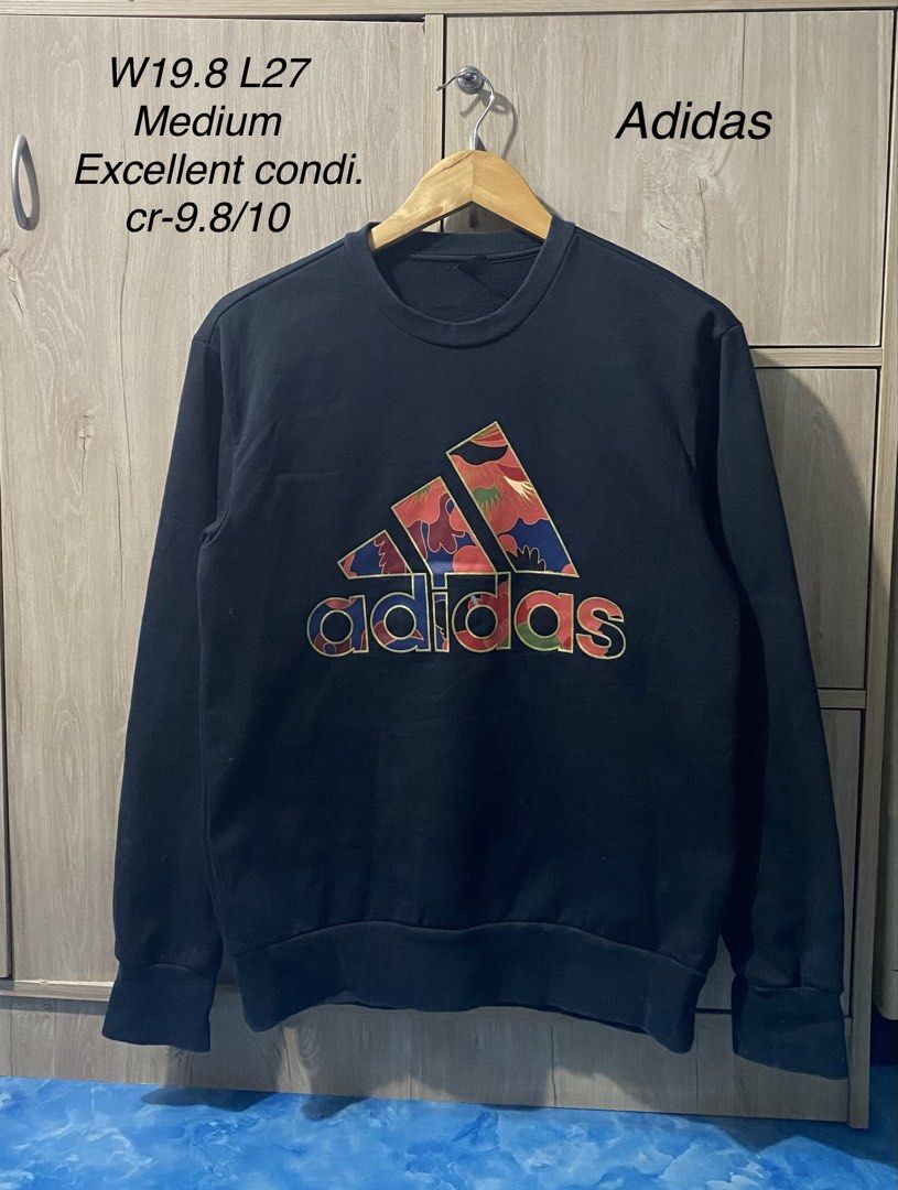Adidas Crewneck longsleeve (Category: Coats, Jackets and Outerwear) located in Binan City. Submitted by rnj_affordable (Listing ID 1470728645, Image 1). Description: no issue.