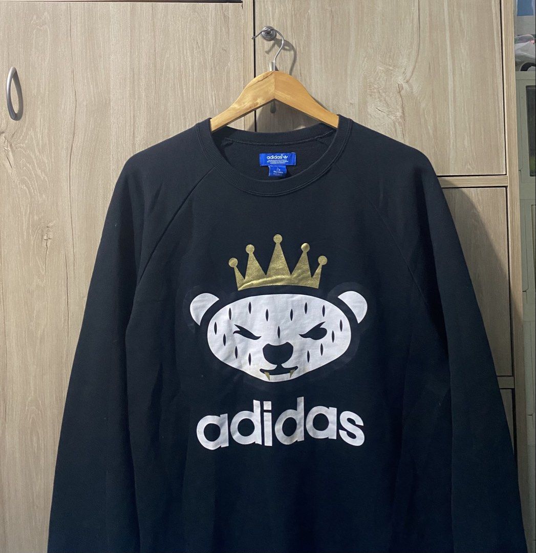 Adidas Crewneck Longsleeve (Category: Coats, Jackets and Outerwear) located in Binan City. Submitted by rnj_affordable (Listing ID 1470728717, Image 2). Description: no issue.
