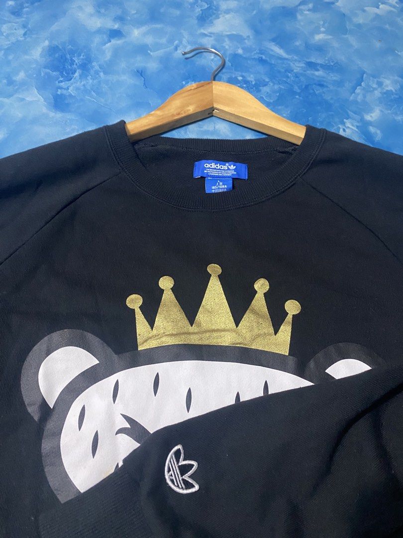 Adidas Crewneck Longsleeve (Category: Coats, Jackets and Outerwear) located in Binan City. Submitted by rnj_affordable (Listing ID 1470728717, Image 3). Description: no issue.
