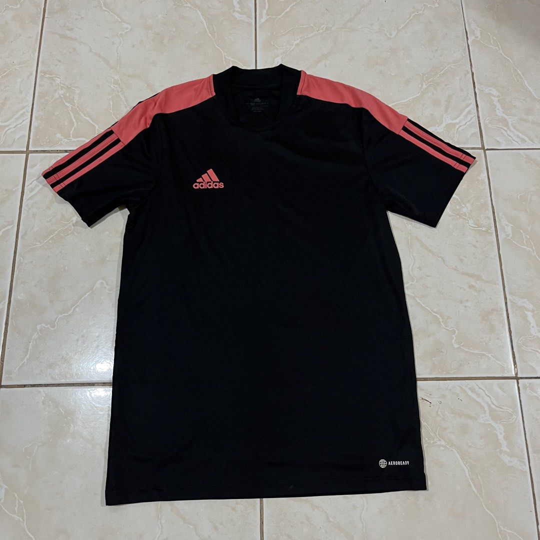 Adidas Dry Fit (Category: Tshirts & Polo Shirts ) located in Alubijid. Submitted by rstylthrft (Listing ID 1470635117, Image 1). Description: .