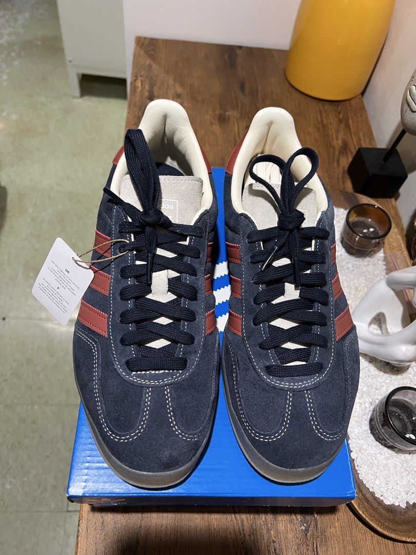 Adidas Gazelle Indoor (Category: Sneakers) located in Manila. Submitted by meeco (Listing ID 1470626825, Image 3). Description: Adidas Gazelle Indoor “Legend Ink” 2025 Release Bought on Adidas Glorrieta Complete box with extra white laces Size 9.5US Mens Still Brand New Condition “Used only for an entry photoshoot ” SRP P7300 RFS: Decluttering Paco Manila Area J&T or Lalamove Shipping Ok.