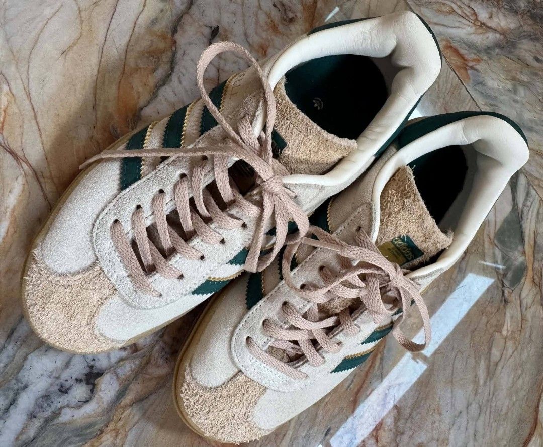 ADIDAS GAZELLE ORIGINAL (Category: Sneakers) located in Davao. Submitted by anikanik88 (Listing ID 1470558113, Image 3). Description: PRELOVED📍 ADIDAS GAZELLE ORIGINAL ALMOST NEW SIZE 6 DM.