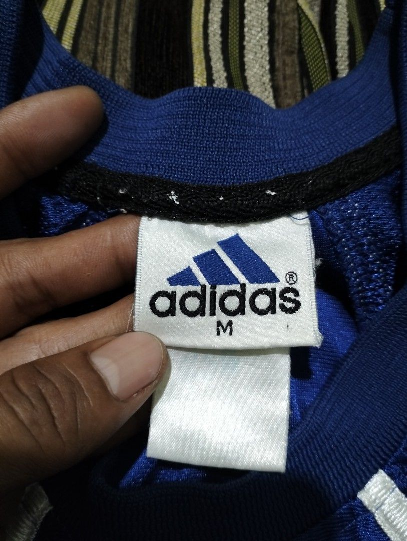 Adidas jersey (Category: Tshirts & Polo Shirts ) located in Taguig. Submitted by conniemdcruz (Listing ID 1470698432, Image 2). Description: Vintage Adidas Jersey Medium 20x28 Excellent condition 300.