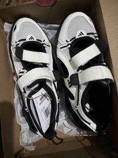 (Category: ) located in . Submitted by arteepreloved (Listing ID 1470686502, Image 1). Description: .