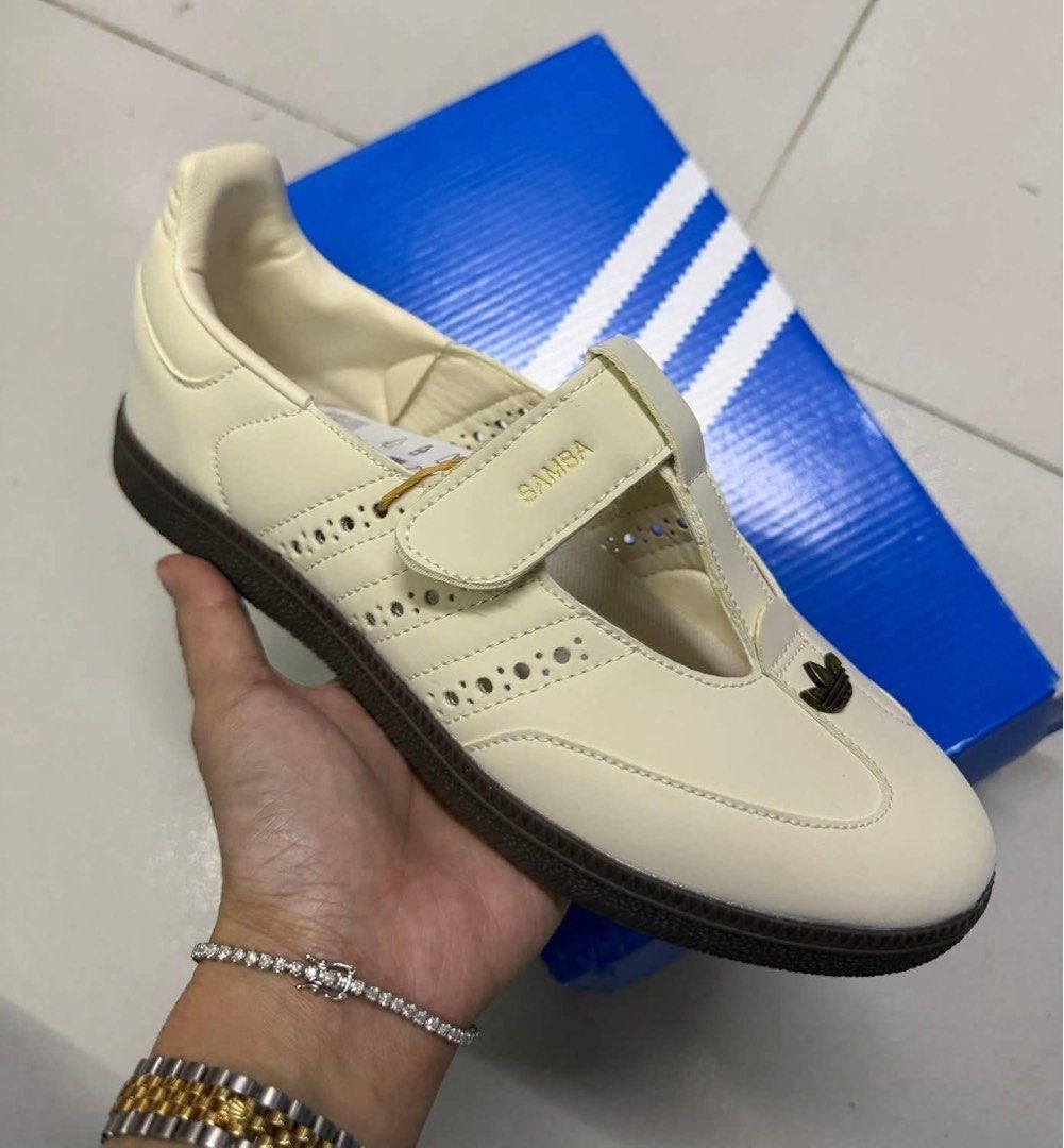 Adidas Samba Jane Shoes (Category: Slippers and slides) located in Quezon City. Submitted by stuffs.hellyy (Listing ID 1470727065, Image 2). Description: with box made in vietnam sizes: 36/37/38/39/40 .