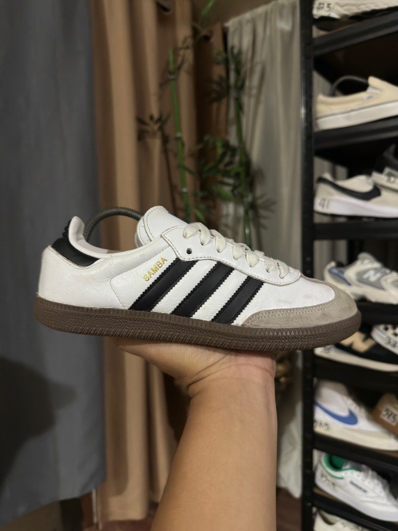 Adidas Samba OG (Category: Sneakers) located in Don Carlos. Submitted by rabearcelj59593 (Listing ID 1470685374, Image 1). Description: .