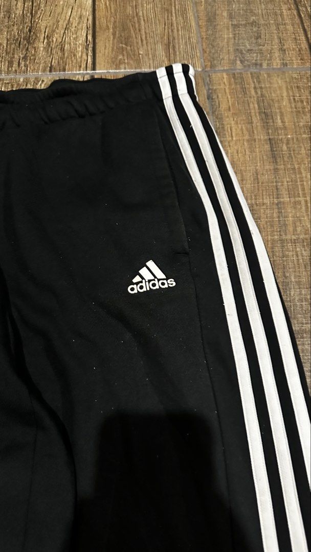 ADIDAS SWEATPANTS (Category: Other Bottoms) located in Manila. Submitted by urban.vintage (Listing ID 1470596484, Image 2). Description: ISSUE: SEE ON THE PICS (NEED WASH) MOP :GCASH (NO COD) SHIP VIA: LALAMOVE & J&T LOCATION: PASIG CITY LENGTH: 42 WIDTH : 34-38 HEM : 9.