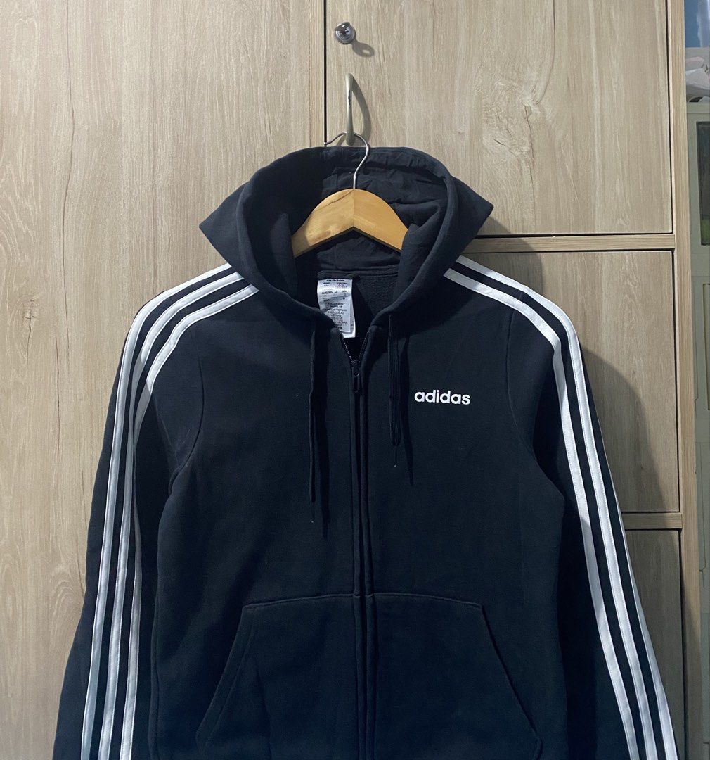 adidas three stripe fullzip jacket (Category: Coats, Jackets and Outerwear) located in Binan City. Submitted by rnj_affordable (Listing ID 1470728828, Image 2). Description: no issue.
