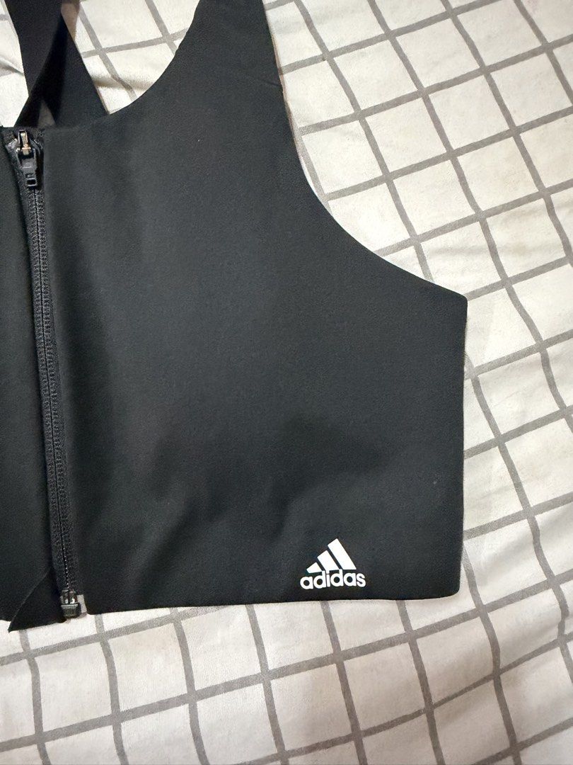 Adidas Ultimate Sports Bra (Category: Activewear) located in Quezon City. Submitted by pinkystrends.co (Listing ID 1470614137, Image 2). Description: .