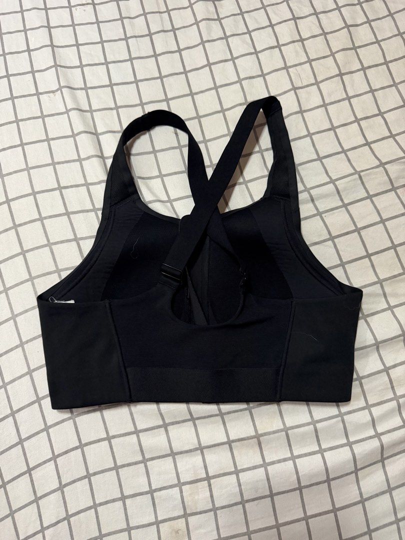 Adidas Ultimate Sports Bra (Category: Activewear) located in Quezon City. Submitted by pinkyswearshop (Listing ID 1470621860, Image 3). Description: .