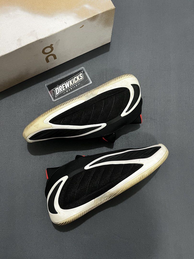 AE 2 “Core Black” (Category: Sneakers) located in Caloocan City. Submitted by drewkicksmnl (Listing ID 1470689274, Image 1). Description: F sale | trade AE 2 “Core Black” - Size 9 - Used / Rep box with extra lace ₱2,500 Only! (8,000srp) 📍North Caloocan Area IG/Tiktok : @drew.kicksmnl.