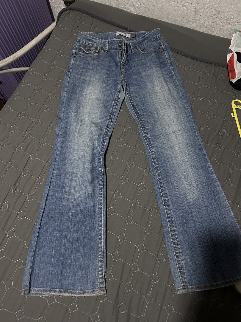aeropostale slim jeans (low waisted) (Category: Jeans) located in Manila. Submitted by aglpjs (Listing ID 1470664489, Image 1). Description: .